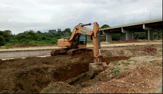 Obras na avenida Padre Humberto