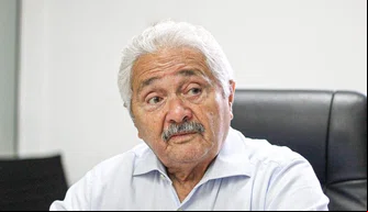 Senador Elmano Férrer
