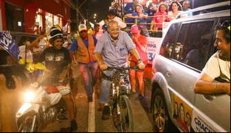 Sílvio Mendes participa de carreata em Parnaíba no litoral do Piauí