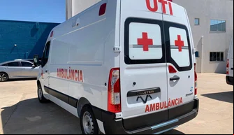 SAMU Teresina recebe três novas ambulâncias da FMS