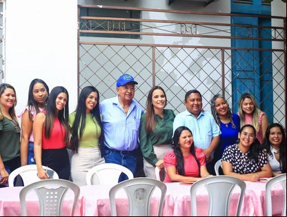 Dr. Pessoa participa de homenagem para alunas e colaboradoras da FWF