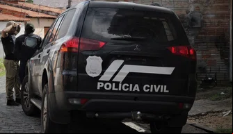 Viatura da Polícia Civil