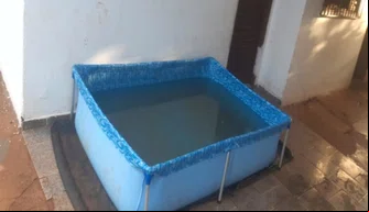 Bebê de 1 ano morre após se afogar dentro de piscina em Goiás