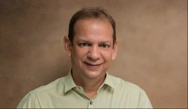 Deputado Castro Neto a por cirurgia de apêndice em Teresina