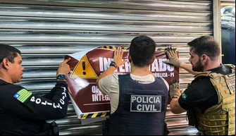 Loja de celular interditada no Shopping da Cidade