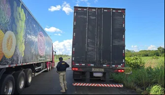 PRF prende suspeito de roubo de carga e sequestro