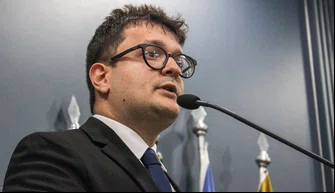 Petrus Evelyn propõe projeto para fortalecer Lei Antipichação em Teresina