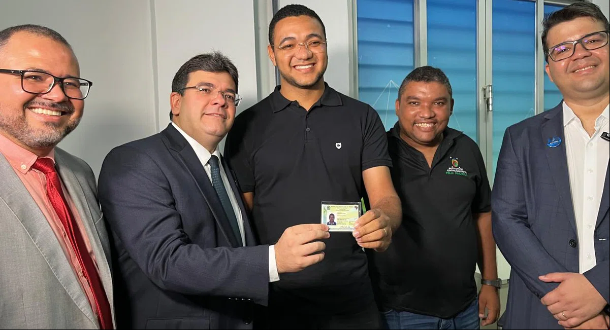Rafael Fonteles inaugura novo Espaço da Cidadania Digital