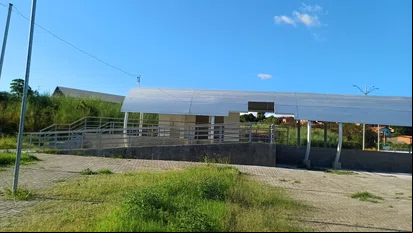 Nova estação do metrô no bairro Colorado é alvo de vandalismo