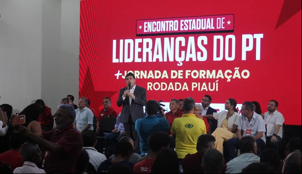 Governador Rafael Fonteles, durante evento do Partido dos Trabalhores